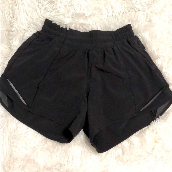 4 in’ black lululemon shorts hotty hot short